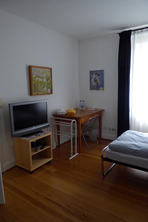בזל B&B Schlettstadterstrasse מראה חיצוני תמונה