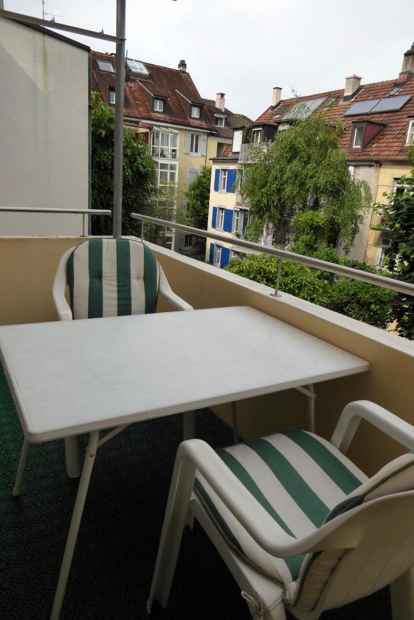 בזל B&B Schlettstadterstrasse מראה חיצוני תמונה